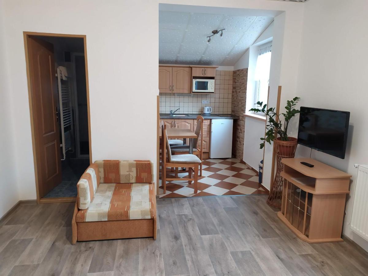 Apartmany Okoun Велке Лосины Экстерьер фото